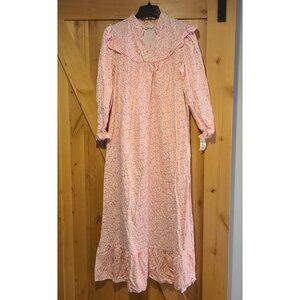 New!  Vintage LYN ANNE Size M Flannel Granny Nightgown Pink Floral *stains
